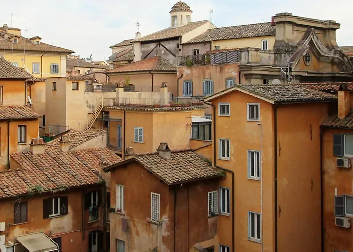Centro - Tra Pantheon & Trastevere Apartament Rzym